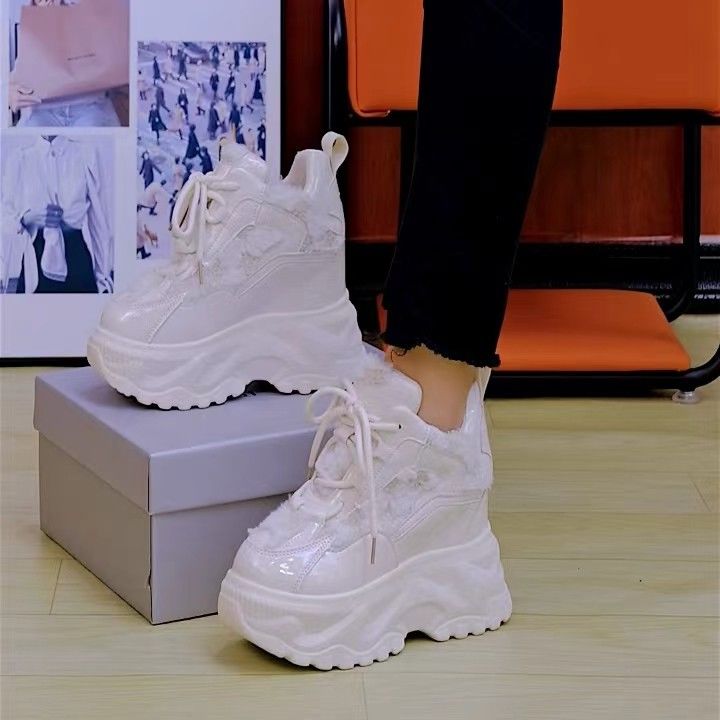 Primavera e outono sapatos femininos nova plataforma popular 2023 sola grossa tênis de altura interna