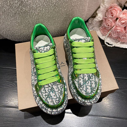 Vibrant Vibes: Exquisite Women’s Sneakers for a Burst of Color 2024