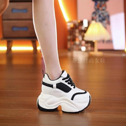 Inner height-increasing women's shoes  autumn and winter plus velvet shoes women's thick-soled platform versatile casual sports shoes