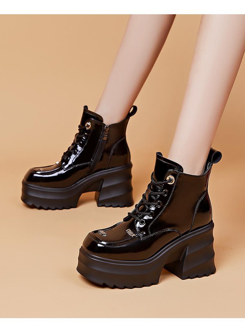 Autumn Breeze: Women’s Ankle Boots Collection