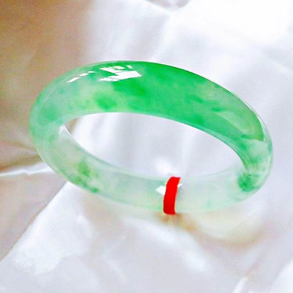 High Ice Natural Jade Bracelet (Medium Quality)