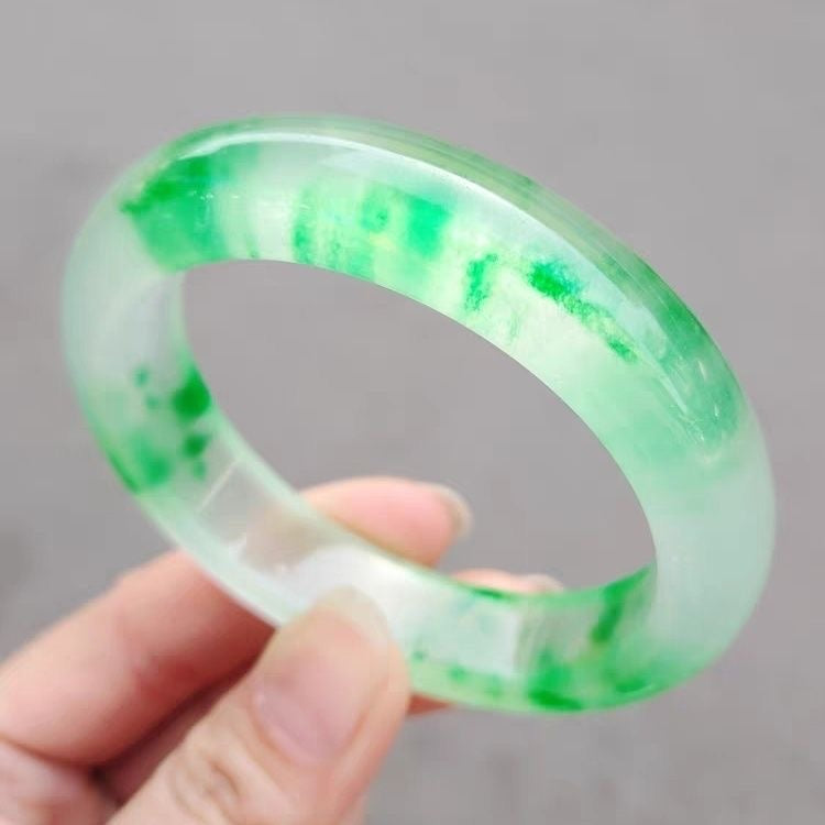 High Ice Natural Jade Bracelet (Medium Quality)